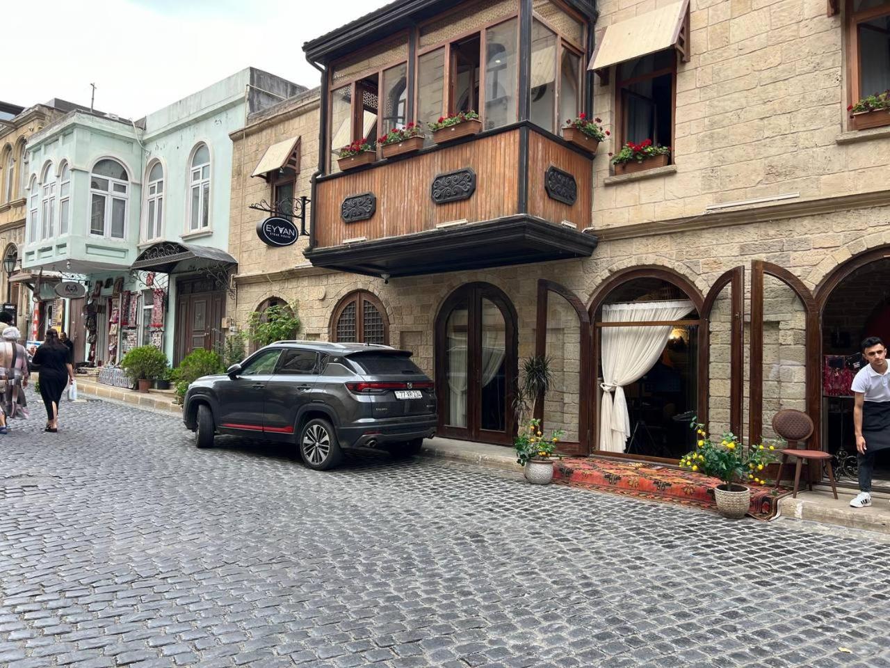 Sweet And Comfort Apartment In The Old City Icheri Sheher Bakú Exterior foto