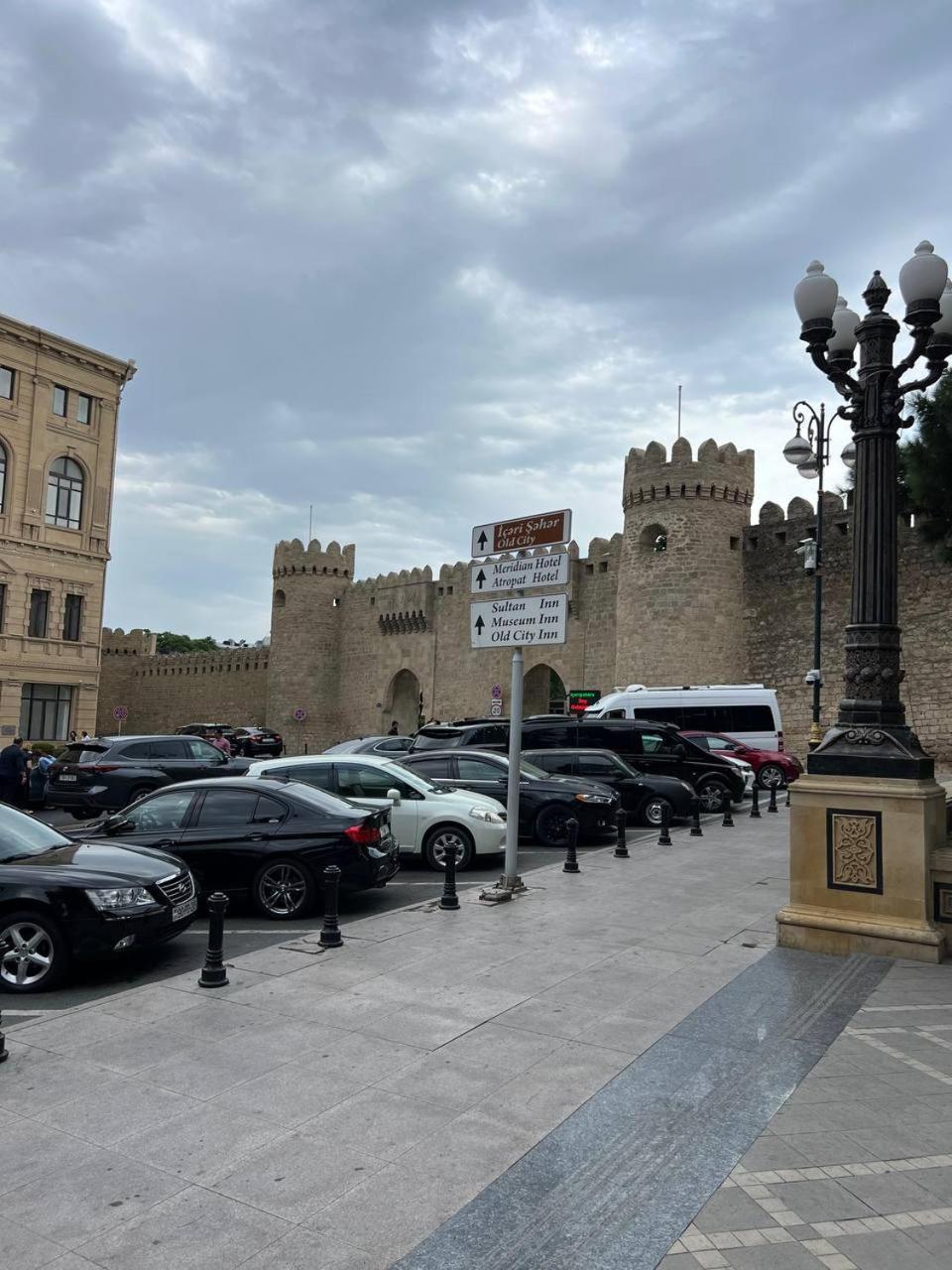 Sweet And Comfort Apartment In The Old City Icheri Sheher Bakú Exterior foto