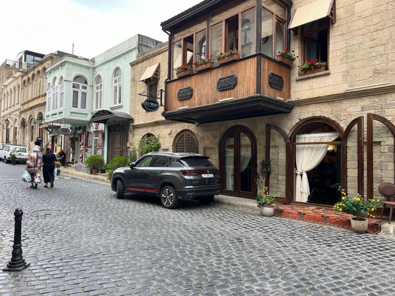 Sweet And Comfort Apartment In The Old City Icheri Sheher Bakú Exterior foto